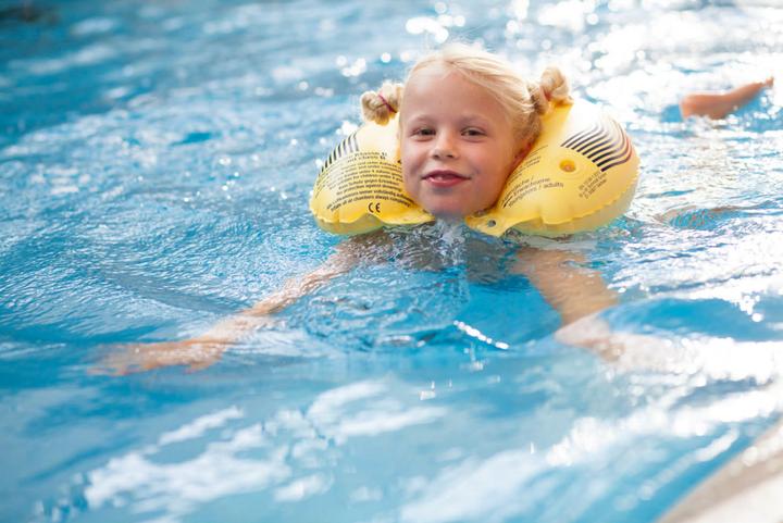 Actual product image Schwimmi Floating collar