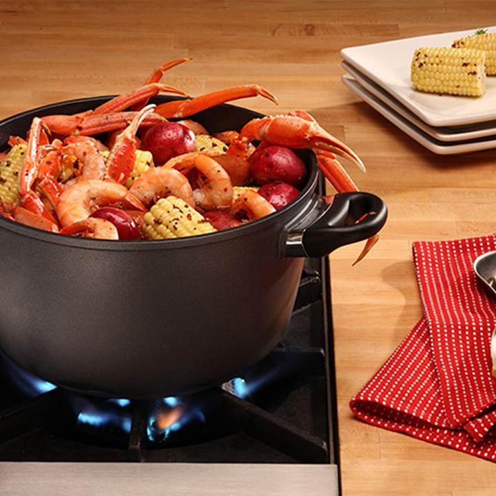 Actual product image Swiss Diamond 10-piece pan set CLASSIC XD Black (28 cm, Pan set + pot set, Aluminium)