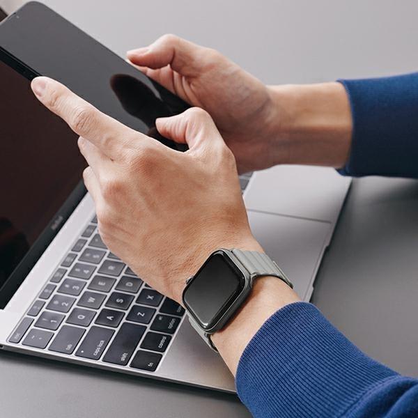 Produktbild Uniq pasek Revix Apple Watch Series 1/2/3/4/5/6/7/8/SE/SE2 38/40/41mm. Reversible Magnetic różowy-be (Edelstahl, Silikon)