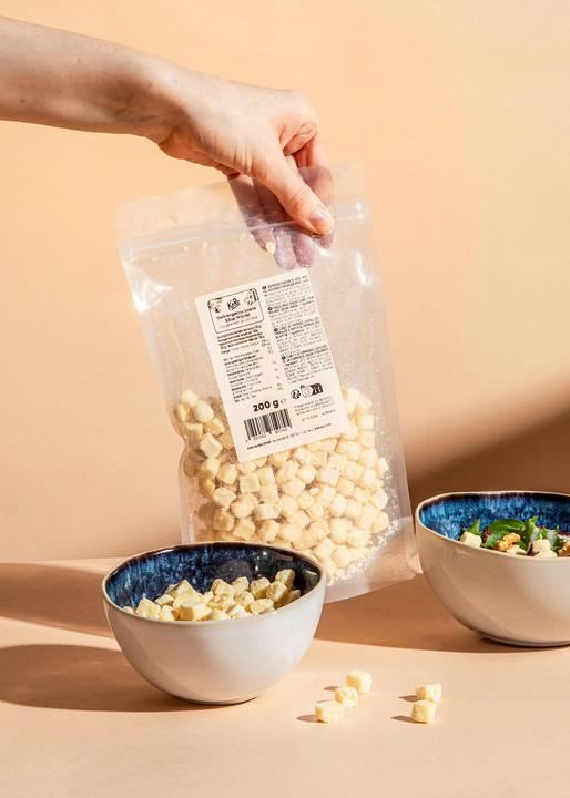 Actual product image KoRo Freeze-dried cheese cubes, made from mature Gouda cheese (200 g)