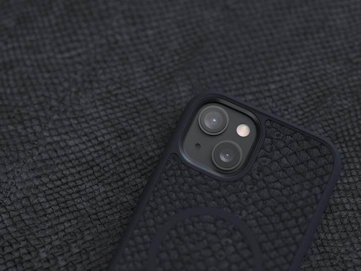 Actual product image Njord Hard Cover Vindur Case for iPhone 13 (Apple iPhone 13)