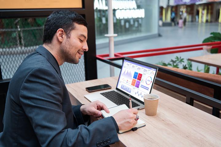 Actual product image ASUS Vivobook 14 X1407QA-LY043W - Copilot+ Laptop - 14 inch (90NB1603-M003K0) (14", Snapdragon X Plus X1P-26-100, 16 GB, 512 GB, Eng. Int.)