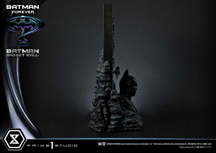 Produktbild Prime 1 Studio Batman Forever Museum Masterline Series Diorama 1/3 Batman Gadget Wall 49 cm