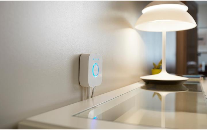 Actual product image Philips Hue White & Color Ambiance BT Starter-Set (E27, 9 W, 1100 lm, 3 x, F)