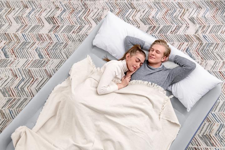 Image du produit Bestway Lit gonflable matelas 2 places Tritech avec pompe électrique intégrée et revêtement antimicrobien 2