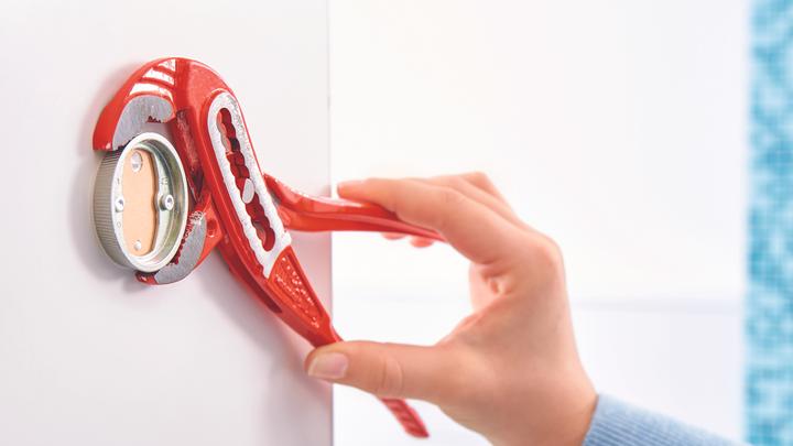 Immagine prodotto tesa LUUP Portasciugamani a due bracci con soluzione adesiva senza trapano