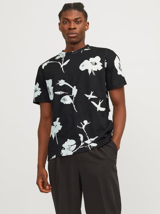 Actual product image Jack & Jones All Over Print Round Neck T-shirt T-shirt (XS)