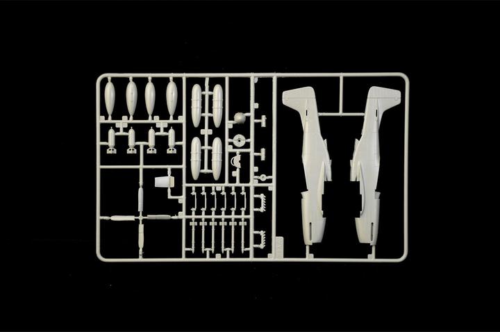 Produktbild Italeri 1:72 F-51D Korean War