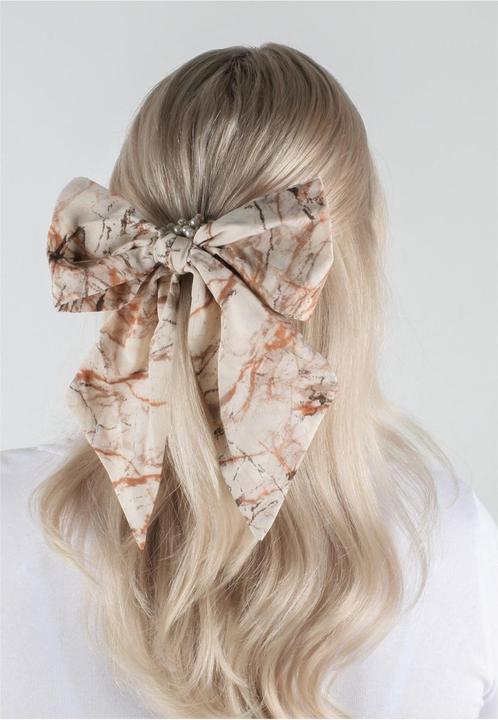 Produktbild Trisa Hair - Pearl Scrunchie & Hair Clips, brown (Haargummi)