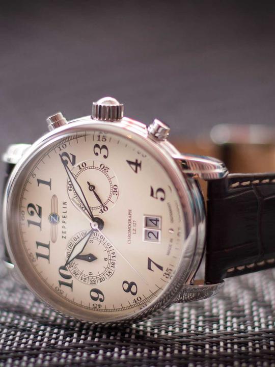 Actual product image Zeppelin LZ127 Count Chronograph (Analogue wristwatch, Chronograph, 40 mm)