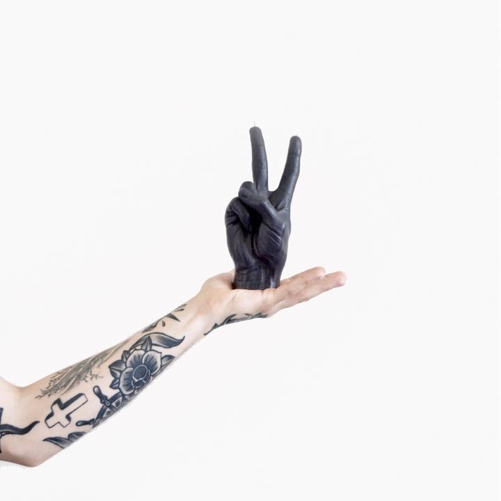 Actual product image Candle Hand Victory (1 pcs.)