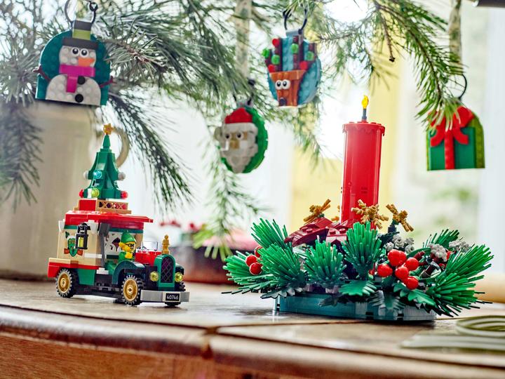 Produktbild LEGO Weihnachtsgesteck (40743, LEGO Iconic)