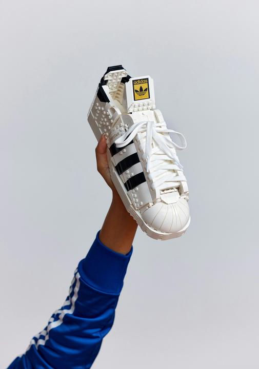 Image du produit LEGO Adidas Originals Superstar (10282, LEGO Icons)