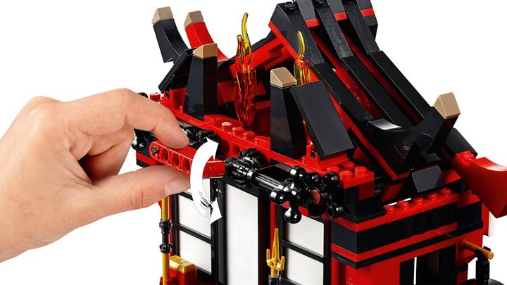 Actual product image LEGO Ninjago Temple of Resurrection (70643, LEGO Ninjago)
