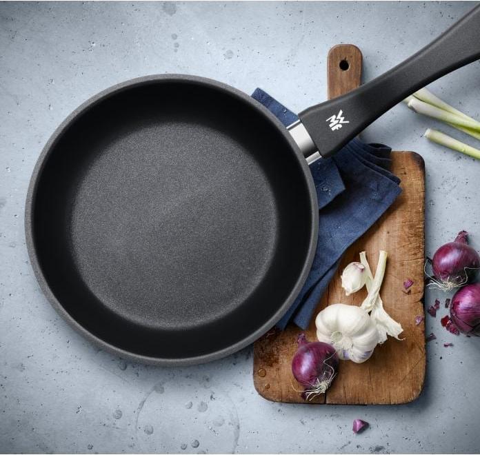 Actual product image WMF Devil (20 cm, Frying pan, Stainless steel)