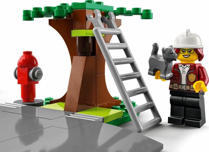 Actual product image LEGO Fire station (60320, LEGO City)