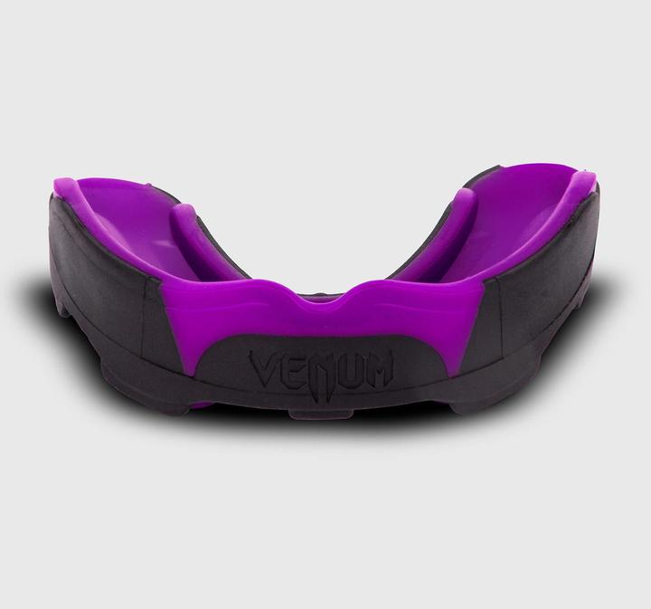 Actual product image Venum Predator Mouthguard-Black/Purple (One size)