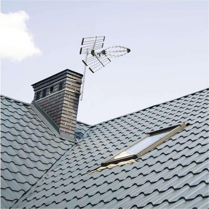 Actual product image Emos Outdoor antenna EM-29U5G, PROFI, 0-200 km, DVB-T2, LTE/4G/5G filter (DVB-T / -T2)