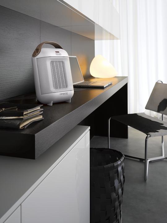 Actual product image De'Longhi HFX30C18.IW (1800 W)