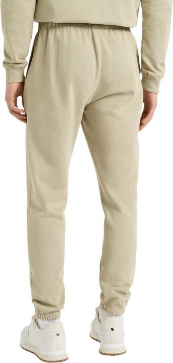 Actual product image Umbro Mens Relaxed Fit Jogging Bottoms (L)