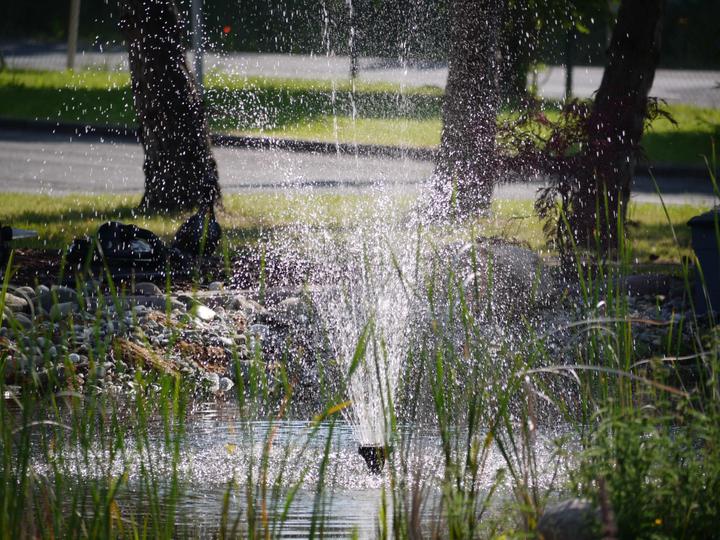 Produktbild Heissner Teichfilter-Set mit Wasserspiel und UVC