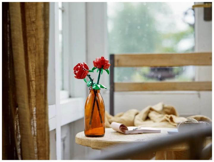 Actual product image LEGO Roses (40460, LEGO Iconic)