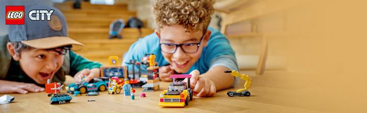 Actual product image LEGO 60389 Car workshop (60389, LEGO City)