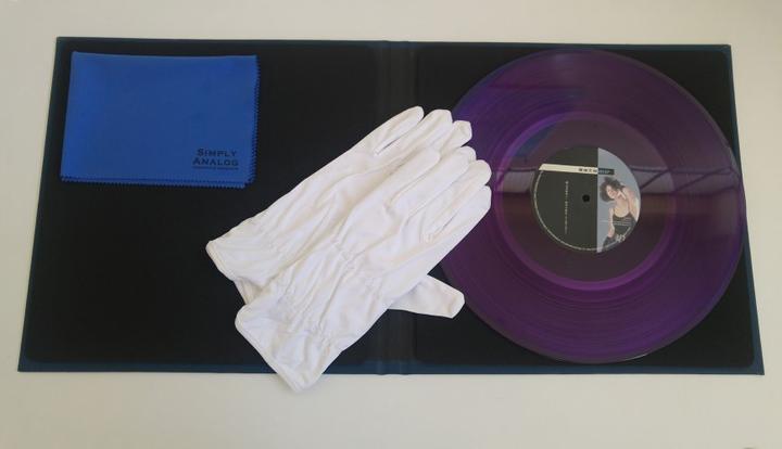 Actual product image Simply Analog vinyl glooves (Turntable cover)