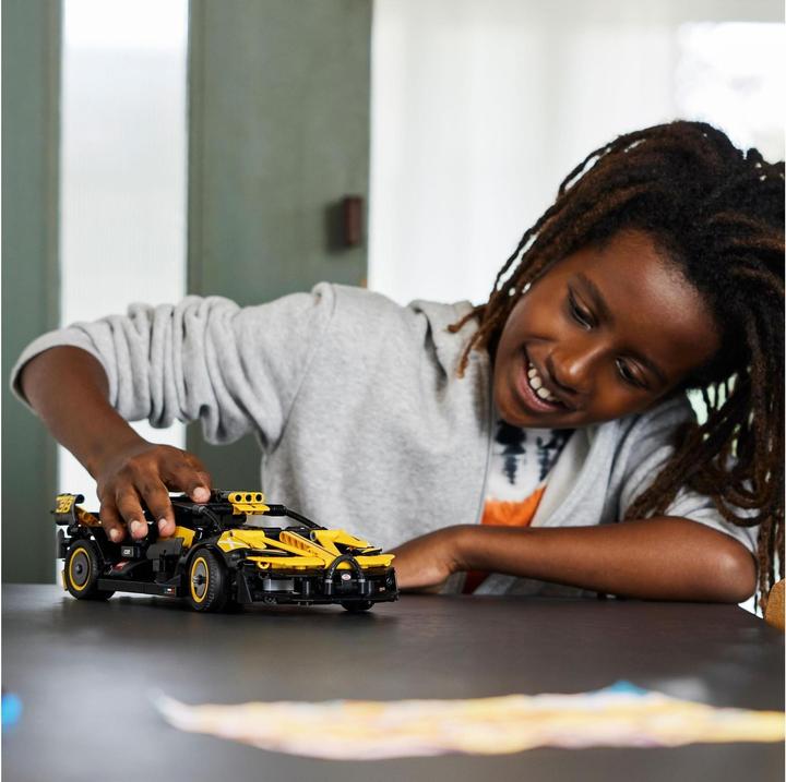Actual product image LEGO Bugatti Bolide (42151, LEGO Technic)