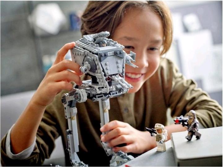 Actual product image LEGO AT-ST on Hoth (75322, LEGO Star Wars)