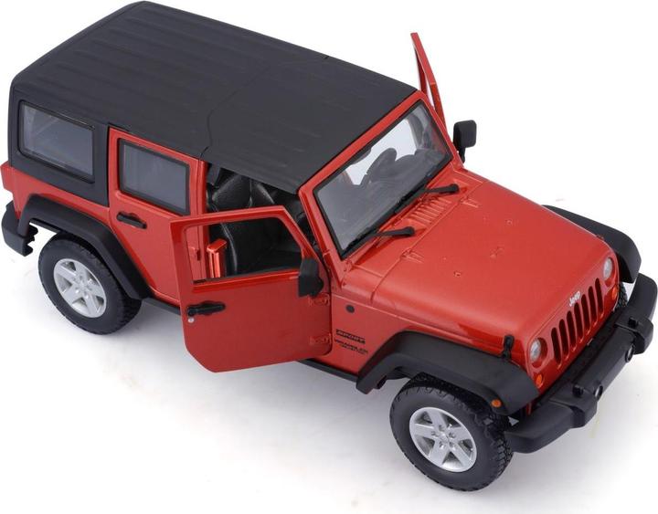 Actual product image Maisto Jeep Wrangler Unlimited 2015 1/24 orange