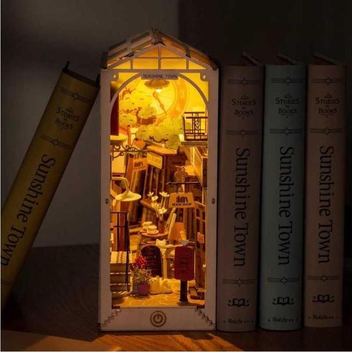 Actual product image Robotime Sunshine Town