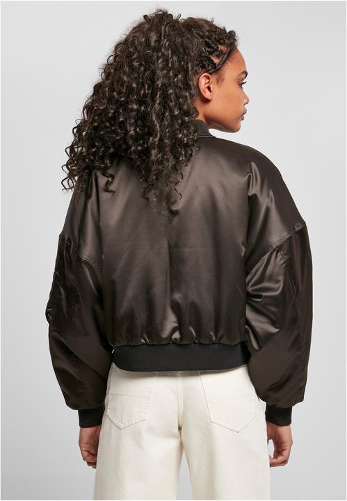 Produktbild Urban Classics Ladies Short Oversized Satin Bomber Jacket (4XL)