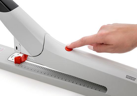 Produktbild Novus Heftgerät B56XL hellgrau-schwarz (170 Blätter)
