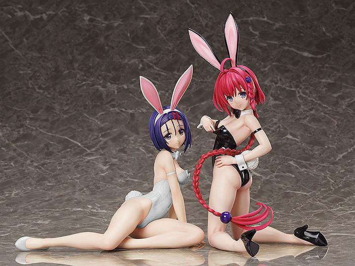 Actual product image FREEing To Love-Ru Darkness statuette PVC 1/4 Haruna Sairenji Bare Leg Bunny Ver. 26 cm