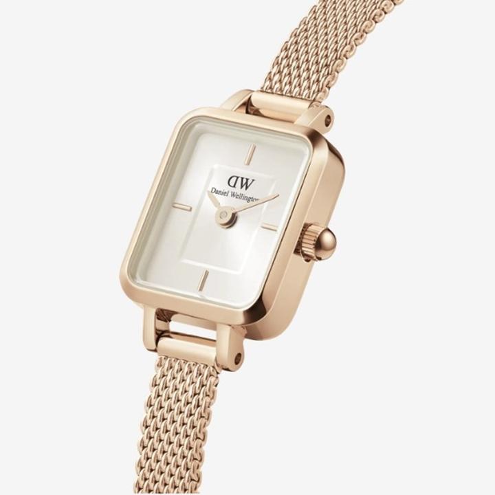 Actual product image Daniel Wellington Quadro Mini Melrose Champagne Rose Gold (Analogue wristwatch, 154 mm)