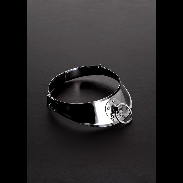Actual product image Shots Locking Men's Collar with Ring (15")