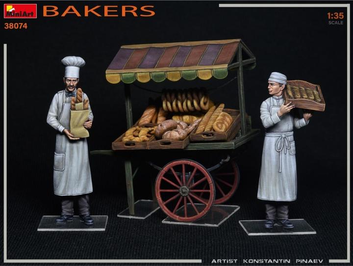 Image du produit 1:35 Fig. Boulanger avec chariot de marché (2)