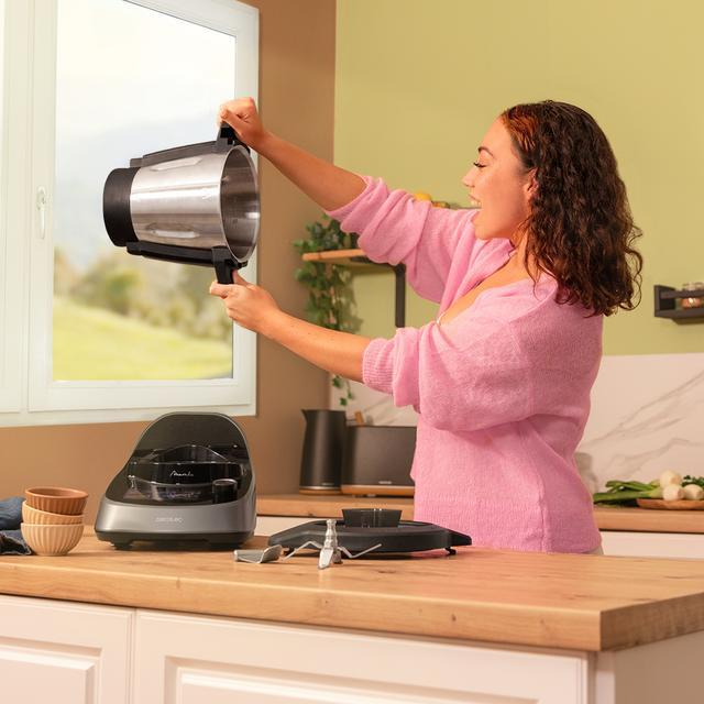 Actual product image Cecotec Robot Cuiseur Mambo Touch avec pichet Habana 10090 (Noir/Gris) (1600 W)