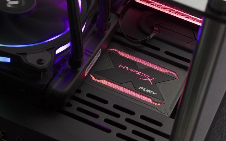 Produktbild HyperX Fury RGB (240 GB, 2.5")