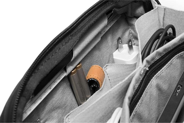 Actual product image Peak Design tech pouch (Camera case, 2 l)