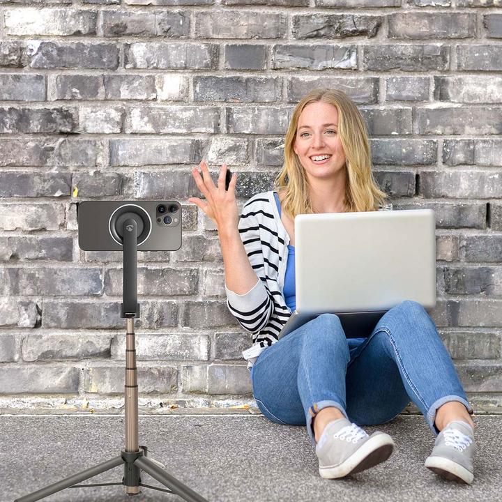 Image du produit Nedis Selfie Stick Bluetooth - Version Bluetooth : 5.0 - Taille maximale de l'écran : 7" - Longueur pliée