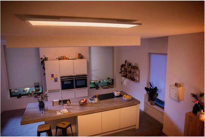 Actual product image Philips Hue Aurelle Base (4200 lm)