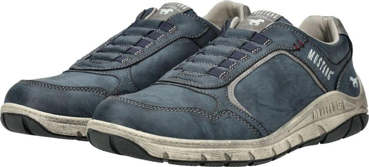 Actual product image Mustang Sneaker (40)