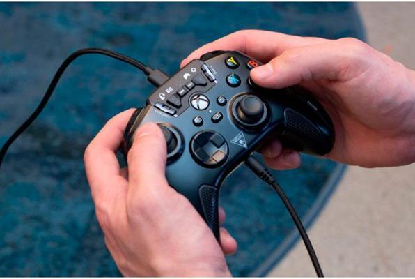 Image du produit Turtle Beach Recon (Xbox Series X, PC, Xbox One X, Xbox One S, Xbox Series S)