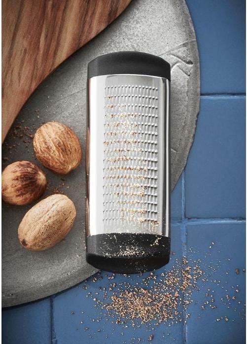 Produktbild WMF Muskatnuss Reibe mit Behälter