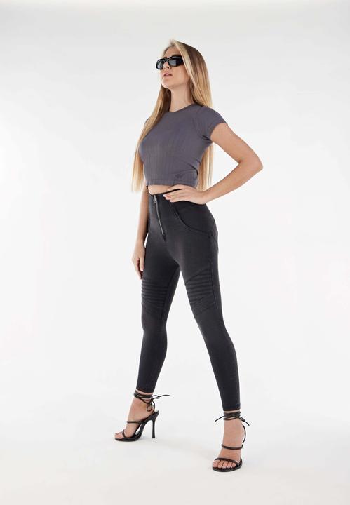 Actual product image Freddy WR.UP® Shaping Pants 7/8 WRUP4SHS328 (L)