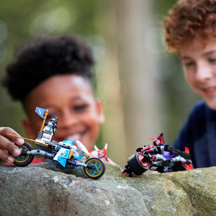 Immagine prodotto LEGO Ninjago Road Race of the Snake Jaguar (Corsa su strada del serpente) (70639, LEGO Ninjago)