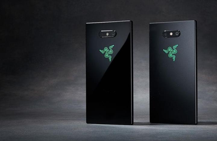 Produktbild Razer Phone 2 (64 GB, Black, 5.72", Single SIM, 12 Mpx, 4G)