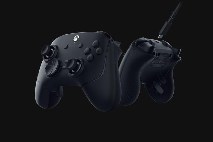 Actual product image Razer Wolverine V3 Tournament Edition, black - wired e-sports controller for Xbox & PC (Xbox One X, Xbox Series X, Xbox One S, Xbox Series S, PC)